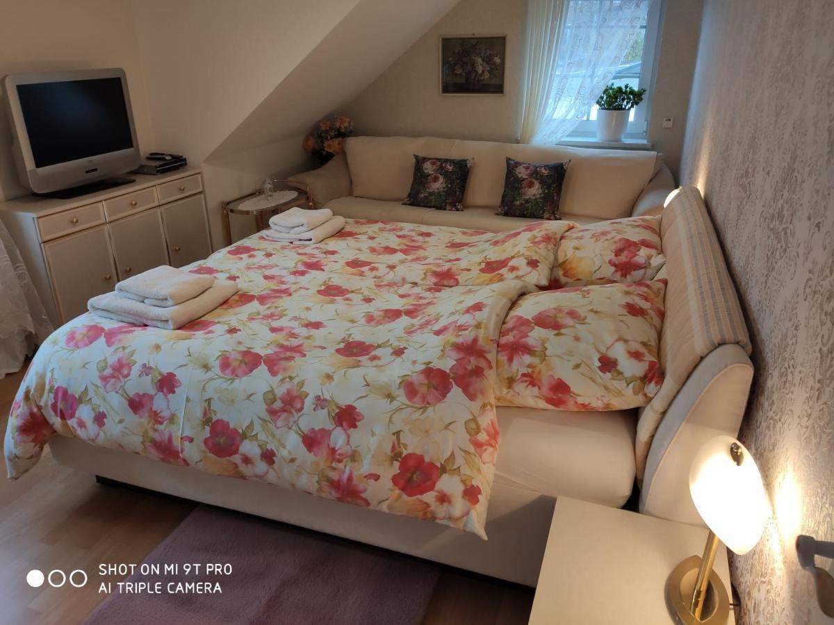 Blumen Apartment Hamburg Exterior photo